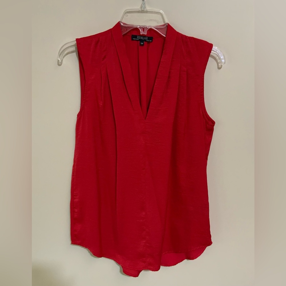Renuar Women’s Sleeveless Size Small Top